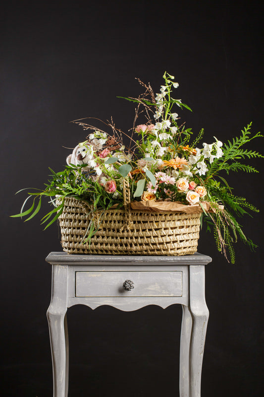 Capazo con Flores y Peluche