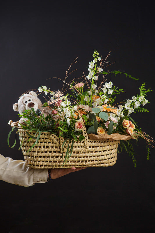Capazo con Flores y Peluche