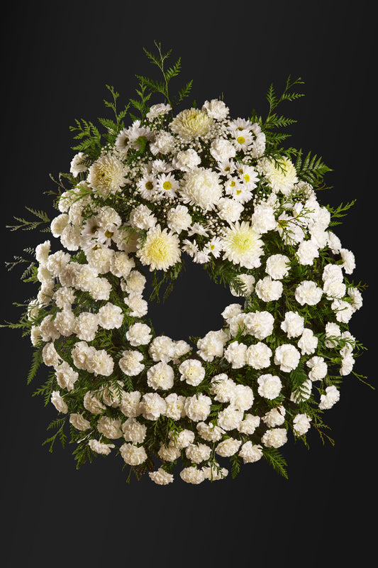 Corona funeraria con cabecero y cinta personalizada | Azahar Floristas, San Martín de Valdeiglesias